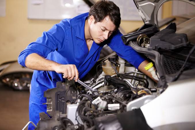call a mobile mechanic Melbourne